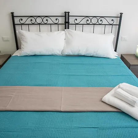 Grandis Guest house 3*