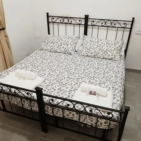 Guest house Grandis 3*