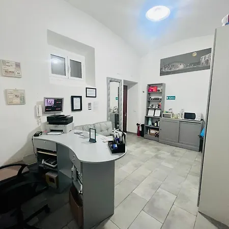 格蓝迪客房酒店 招待所